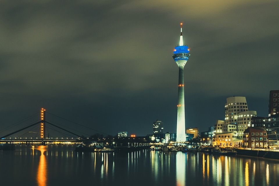 Titelbild: Lesbische Szenebars in Düsseldorf